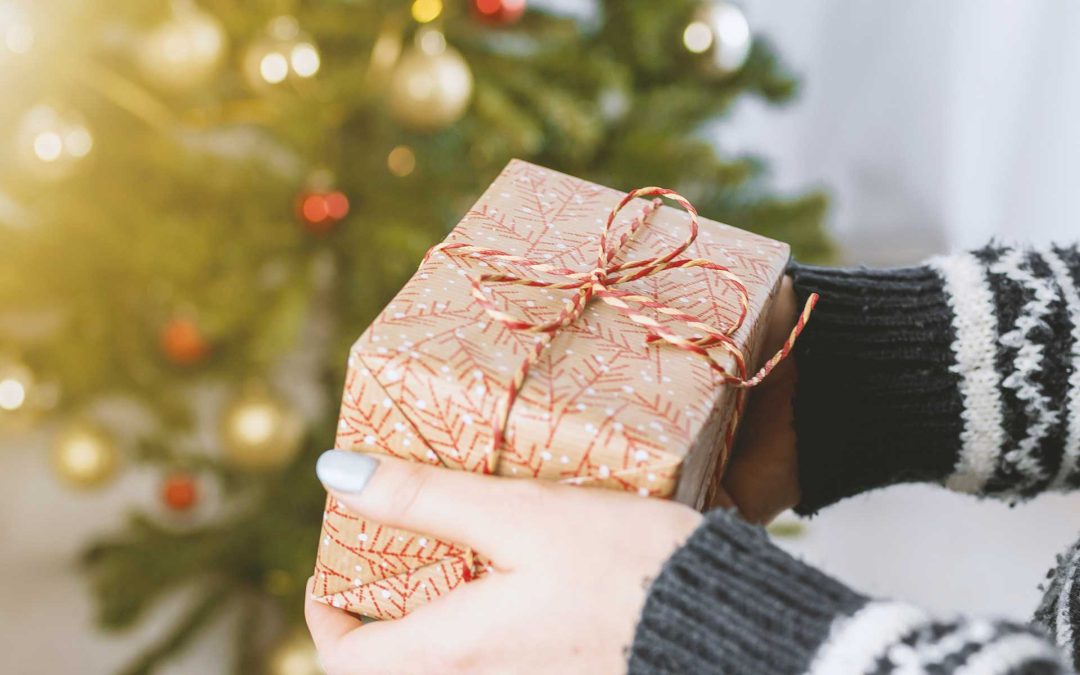 Gift Wraps and Christmas Tips