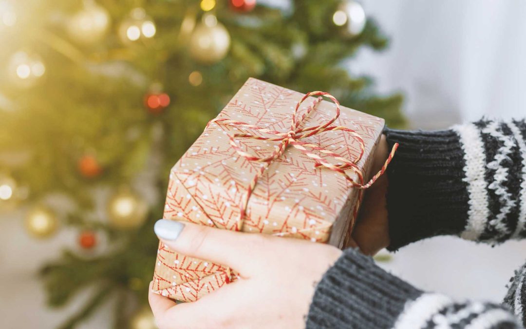 Gift Wraps and Christmas Tips